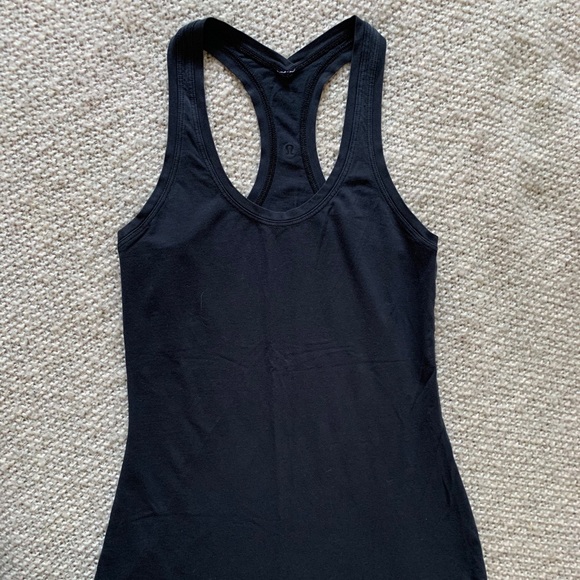 Lululemon Top - Picture 4 of 5
